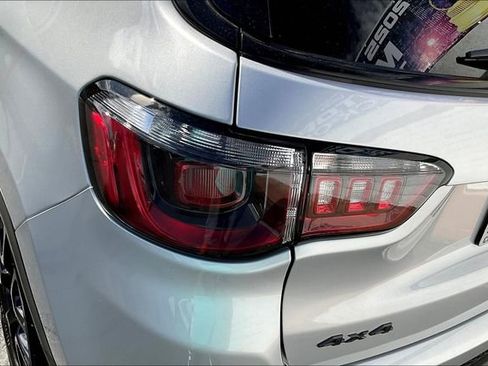 New 2026 Jeep Compass Latitude w/ Quick Order Package 29K image 12