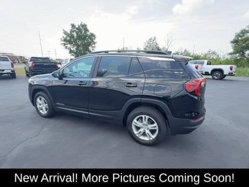 Used 2024 GMC Terrain SLE w/ Driver Convenience Package AWD/4WD image 6