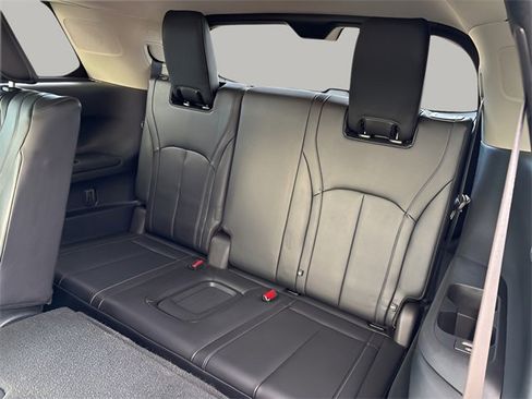 Used 2023 INFINITI QX60 Sensory image 22