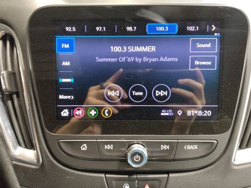 Used 2020 Chevrolet Malibu LT FWD image 25
