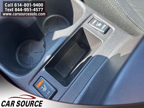 Used 2015 Nissan Rogue SL image 26