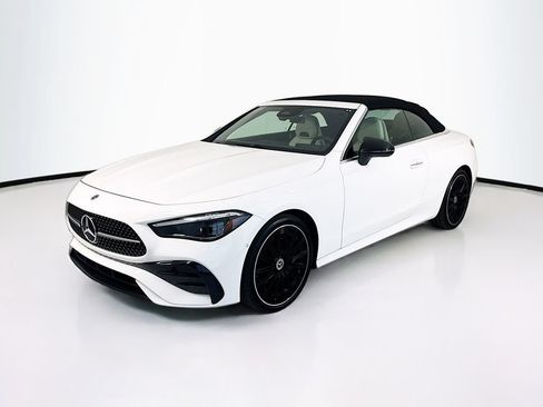 Certified 2024 Mercedes-Benz CLE 300 4MATIC Cabriolet image 9