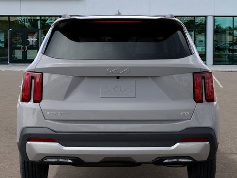New 2026 Kia Sorento S w/ S Panoramic Sunroof Package image 13