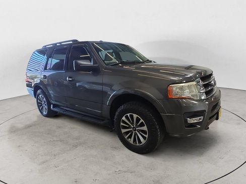 Used 2015 Ford Expedition XLT AWD/4WD image 5