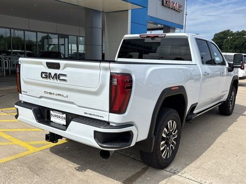 Used 2026 GMC Sierra 2500 Denali Ultimate AWD/4WD image 3