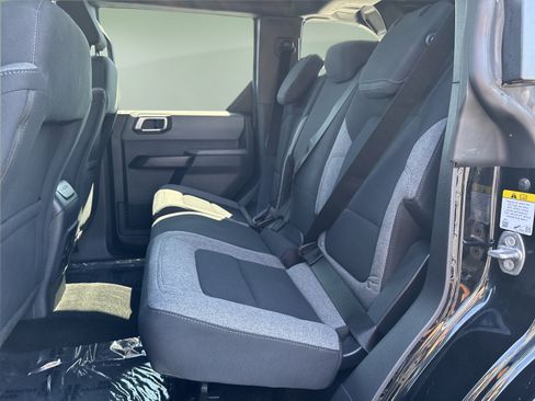 Used 2023 Ford Bronco Big Bend AWD/4WD image 24