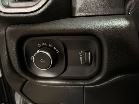 Used 2023 RAM 2500 Tradesman AWD/4WD image 23