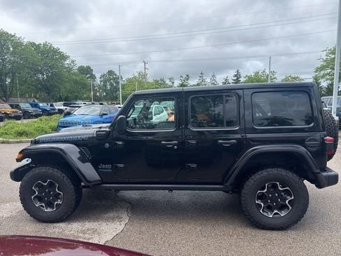 Used 2021 Jeep Wrangler Unlimited Rubicon 4xe w/ Cold Weather Group AWD/4WD image 2