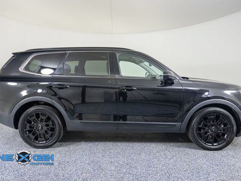 Used 2022 Kia Telluride SX w/ SX Prestige Package AWD/4WD image 8