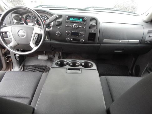 Used 2013 GMC Sierra 1500 SLE w/ Power Tech Package image 2