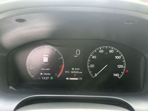 Used 2024 Honda HR-V LX image 16