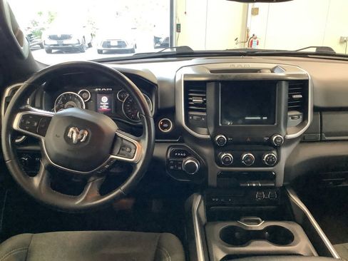 Used 2019 RAM 1500 Big Horn AWD/4WD image 6