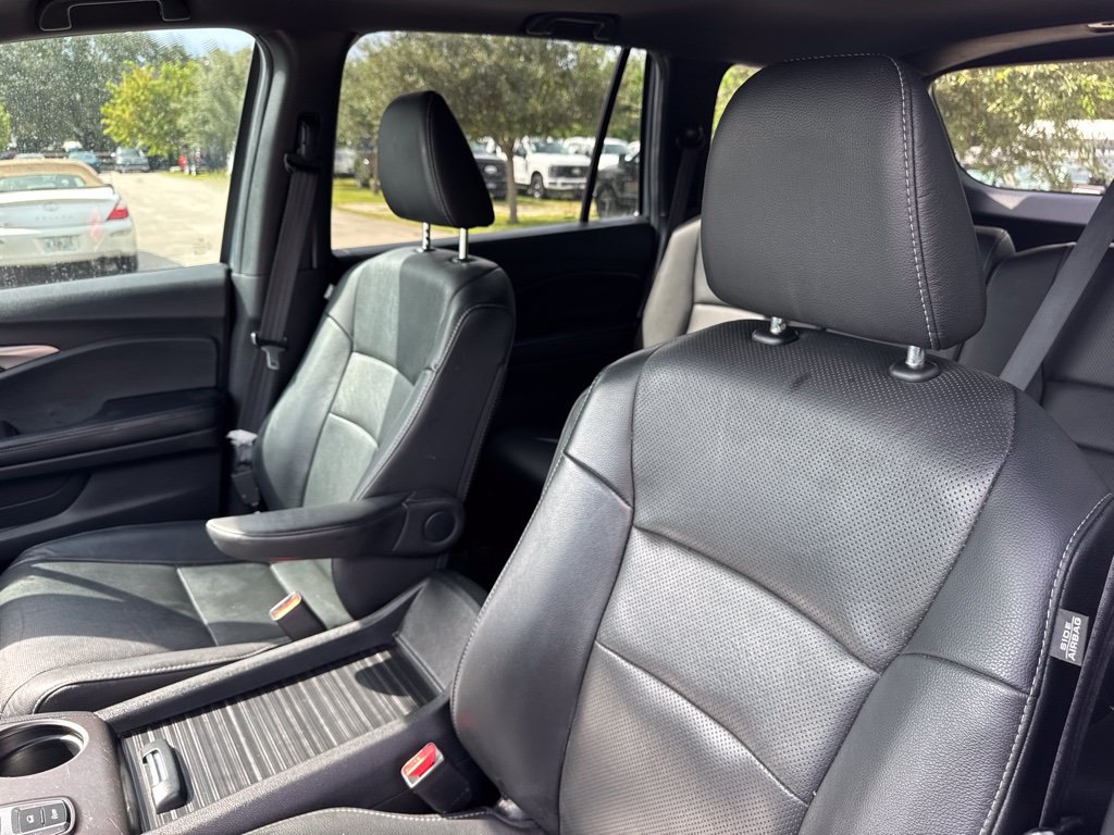 Used 2022 Honda Passport EX-L image 10