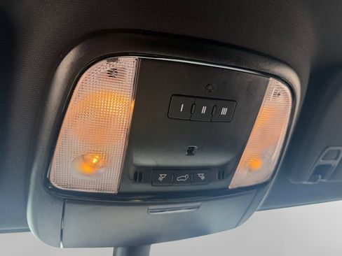 Used 2025 Dodge Durango GT AWD/4WD image 23