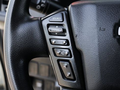 Used 2022 Nissan Frontier S image 24