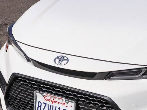 Used 2022 Toyota Corolla SE image 5