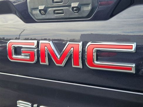 Used 2023 GMC Sierra 1500 AT4 AWD/4WD image 26