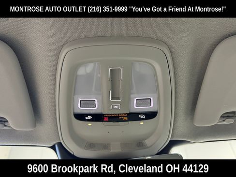 New 2026 Volvo XC40 B5 Plus w/ Protection Package Premier image 24