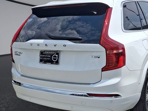 Certified 2025 Volvo XC90 T8 Ultra w/ Protection Package Premier AWD/4WD image 30