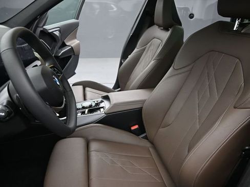 Used 2025 BMW X3 xDrive30i w/ Convenience Package image 19