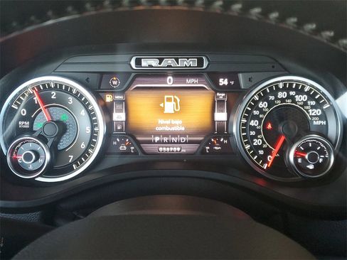 Used 2021 RAM 1500 Laramie image 17