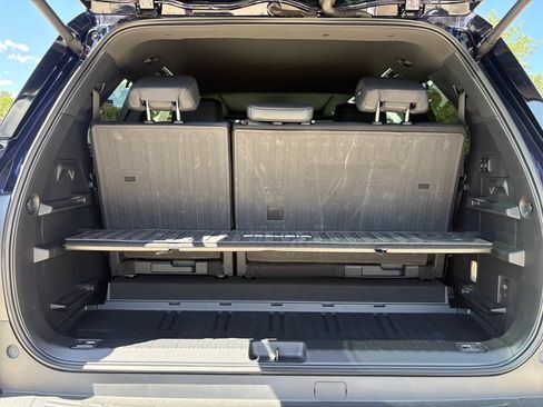 Used 2026 Toyota Sequoia Platinum AWD/4WD image 10