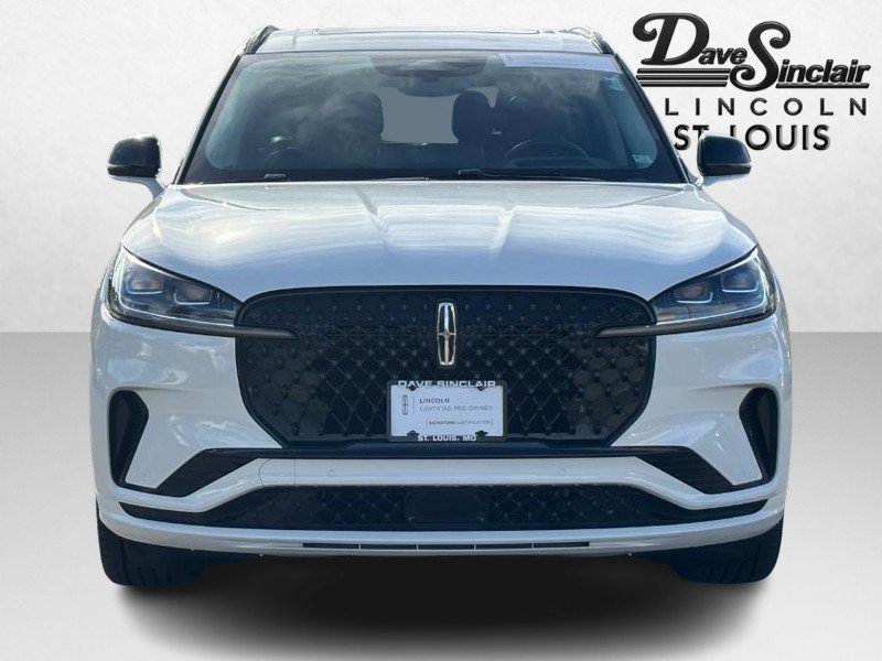 Certified 2026 Lincoln Aviator Reserve AWD/4WD image 8
