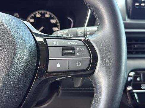 Used 2023 Honda Pilot Touring image 22