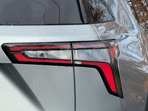 New 2026 Chevrolet Equinox ACTIV image 8