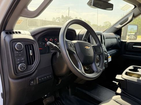 New 2025 Chevrolet Silverado 2500 W/T w/ WT Convenience Package AWD/4WD image 15