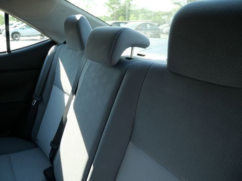 Used 2017 Toyota Corolla L w/ Carpet Mat Package (TMS) FWD image 25