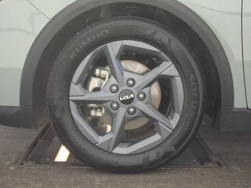 Certified 2025 Kia K4 FWD image 7