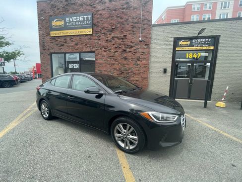 Used 2018 Hyundai Elantra SEL FWD image 1