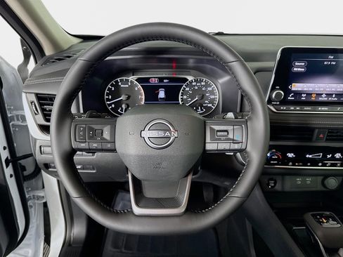 New 2026 Nissan Rogue SV image 12