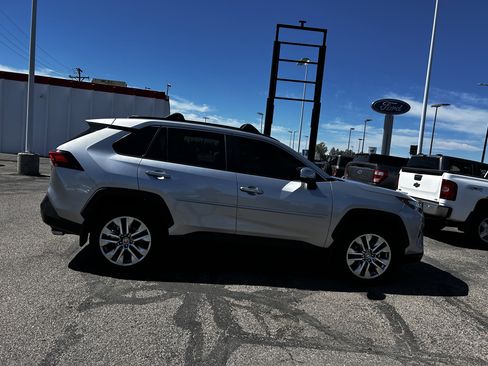 Used 2025 Toyota RAV4 Limited AWD/4WD image 6