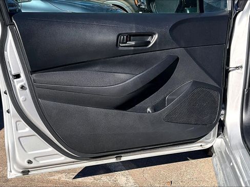 Used 2024 Toyota Corolla LE image 21