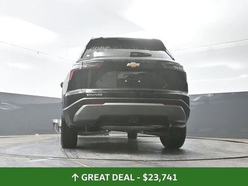 Used 2025 Chevrolet Equinox LT FWD image 33