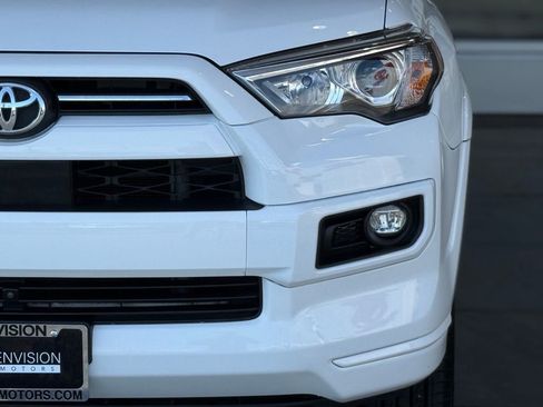 Used 2022 Toyota 4Runner TRD Sport image 5