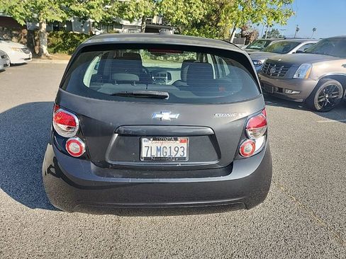 Used 2015 Chevrolet Sonic LT image 4