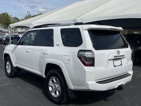 Used 2024 Toyota 4Runner SR5 AWD/4WD image 5