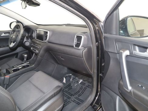 Used 2020 Kia Sportage LX AWD/4WD image 37