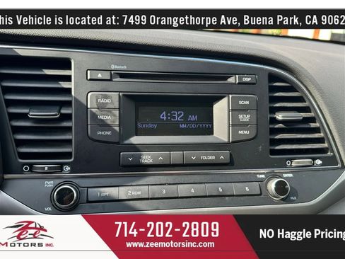 Used 2018 Hyundai Elantra SE FWD image 27