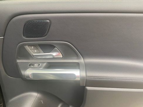 New 2026 Mercedes-Benz GLB 250 4MATIC image 20