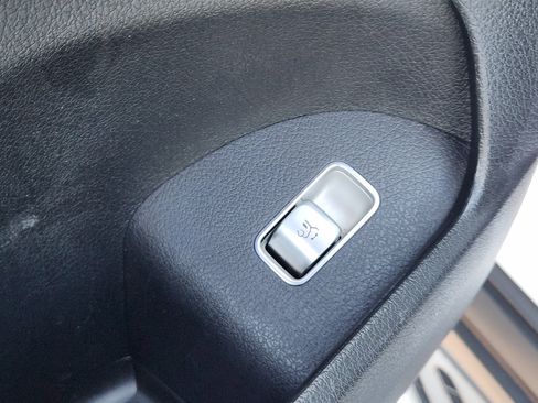 Used 2020 Mercedes-Benz GLE 350 image 23