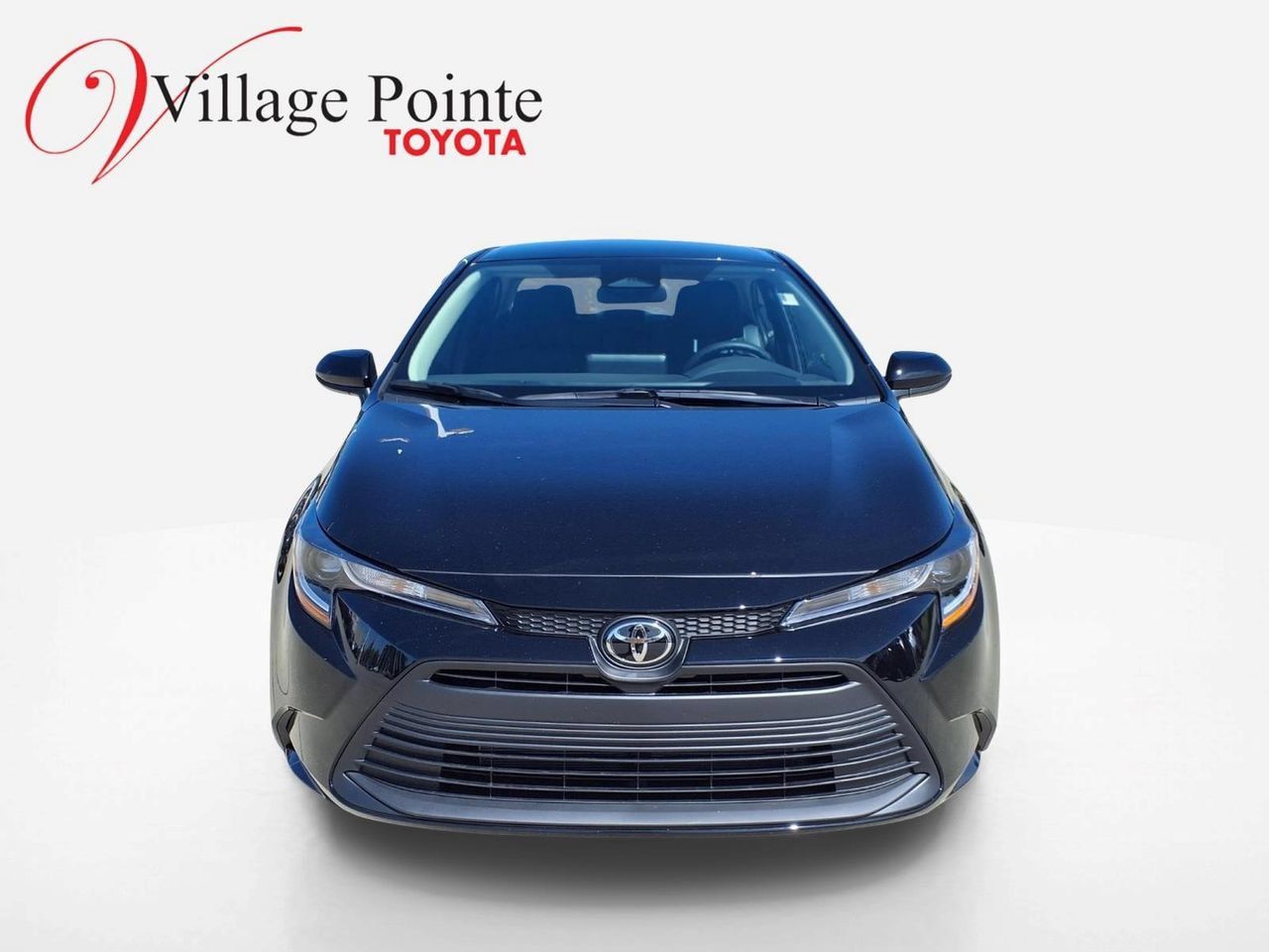 Used 2026 Toyota Corolla LE FWD image 8