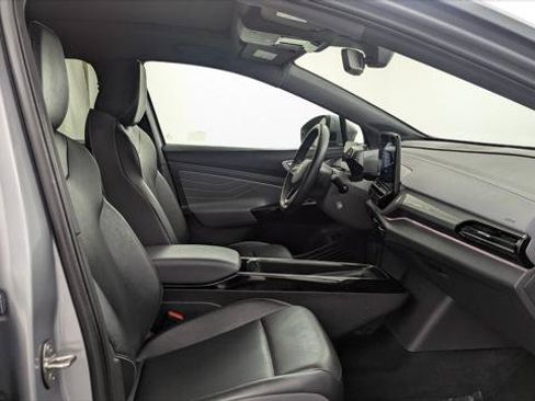 Used 2023 Volkswagen ID.4 Pro S RWD image 21