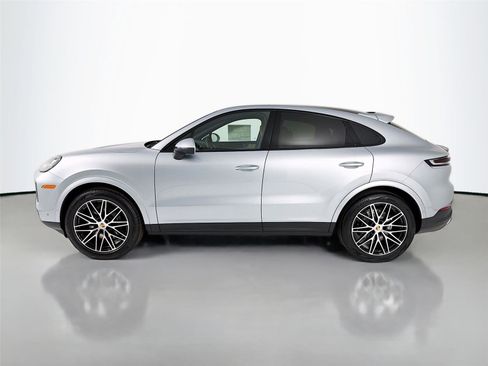 New 2026 Porsche Cayenne Coupe image 2