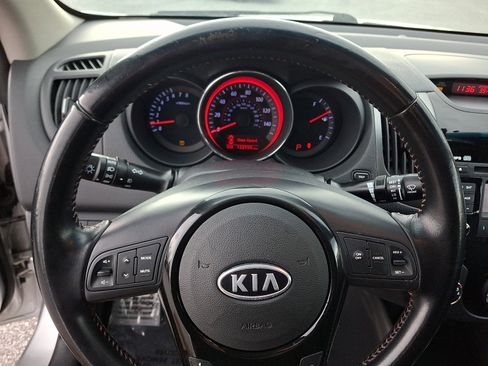 Used 2013 Kia Forte Koup SX w/ Leather Pkg image 19