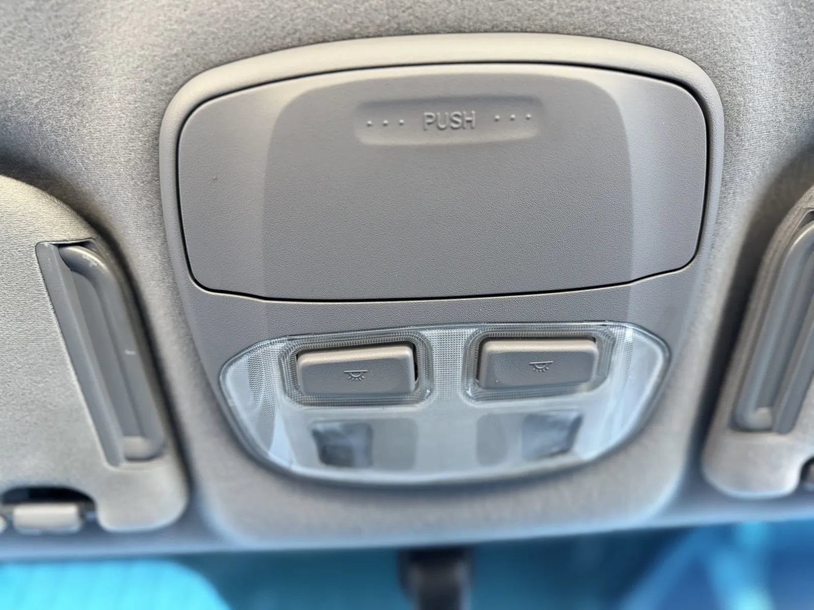 Used 2005 Kia Optima LX FWD image 29