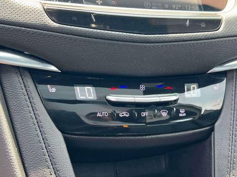 Used 2024 Cadillac XT6 Luxury w/ LPO, Floor Liner Package AWD/4WD image 29